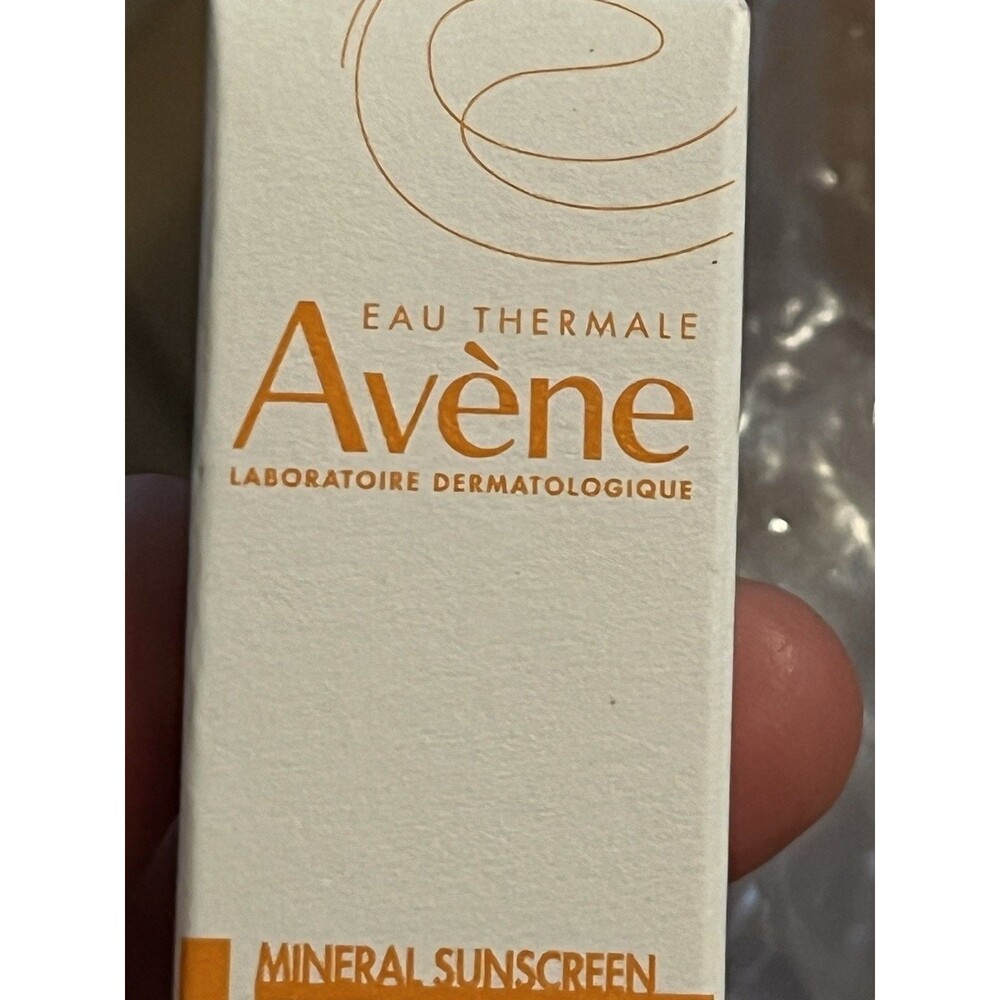 AVENE FACE UV Mineral Multi-Defense Sunscreen Fluid SPF 50+ NEW In Box 10ml - Picture 9 of 9